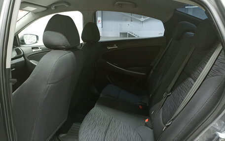 Hyundai Solaris II рестайлинг, 2015 год, 660 000 рублей, 12 фотография