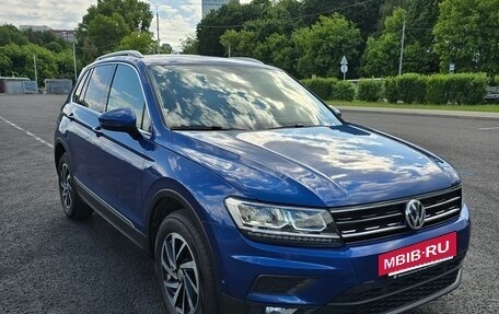 Volkswagen Tiguan I, 2018 год, 3 000 000 рублей, 3 фотография