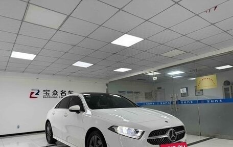 Mercedes-Benz A-Класс, 2022 год, 1 760 000 рублей, 3 фотография