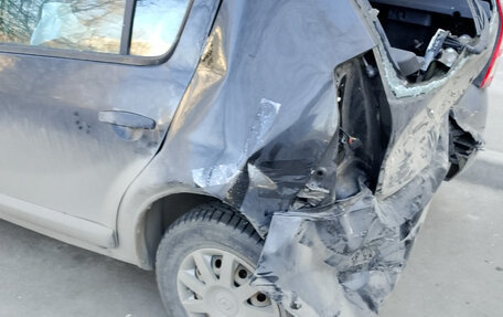 Renault Sandero I, 2011 год, 250 000 рублей, 2 фотография