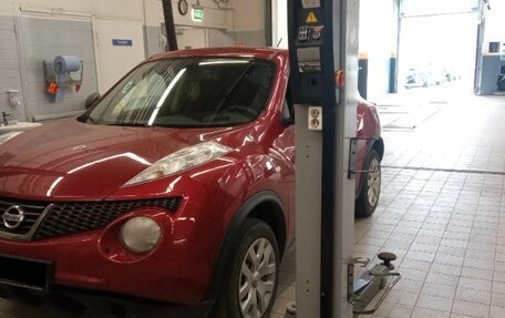 Nissan Juke II, 2014 год, 850 000 рублей, 1 фотография