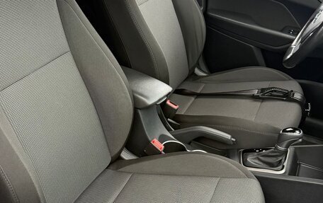 Hyundai Solaris II рестайлинг, 2018 год, 1 390 000 рублей, 13 фотография