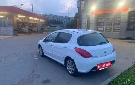Peugeot 308 II, 2011 год, 549 000 рублей, 2 фотография