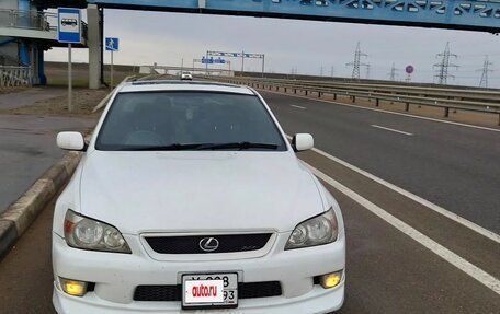 Toyota Altezza, 2000 год, 750 000 рублей, 4 фотография