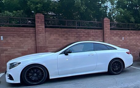 Mercedes-Benz E-Класс, 2019 год, 3 850 000 рублей, 13 фотография