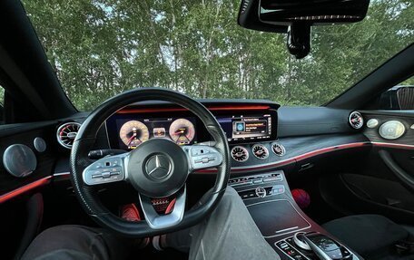 Mercedes-Benz E-Класс, 2019 год, 3 850 000 рублей, 10 фотография