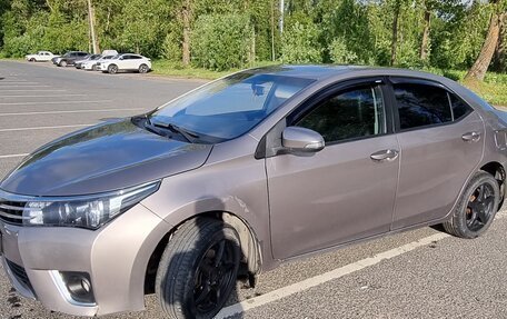 Toyota Corolla, 2013 год, 1 100 000 рублей, 4 фотография
