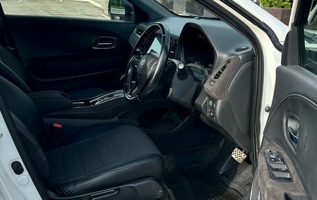 Honda Vezel, 2017 год, 1 595 000 рублей, 2 фотография