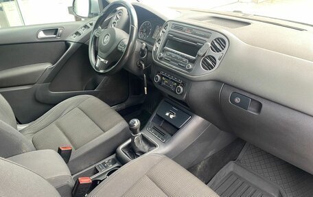 Volkswagen Tiguan I, 2011 год, 959 000 рублей, 7 фотография