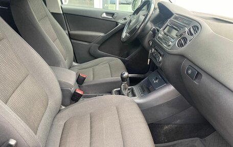 Volkswagen Tiguan I, 2011 год, 959 000 рублей, 8 фотография
