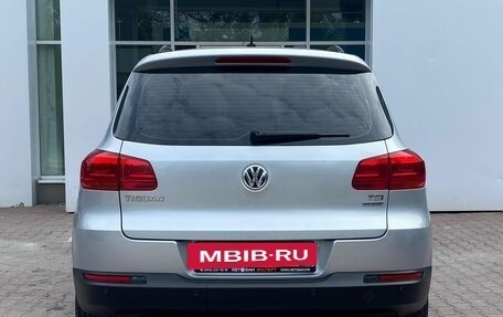 Volkswagen Tiguan I, 2011 год, 959 000 рублей, 4 фотография