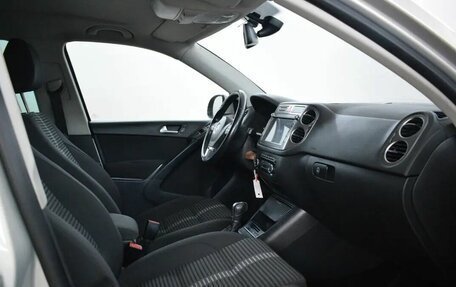Volkswagen Tiguan I, 2010 год, 960 000 рублей, 10 фотография