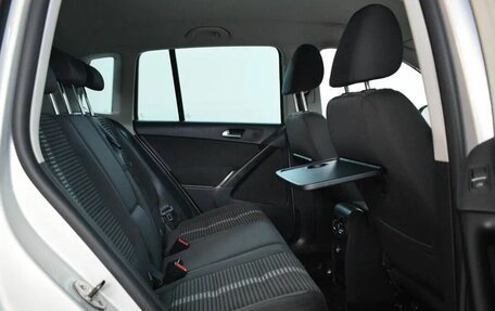 Volkswagen Tiguan I, 2010 год, 960 000 рублей, 11 фотография