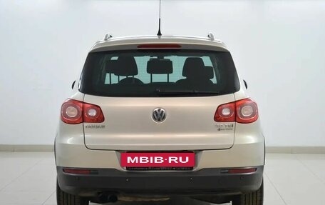 Volkswagen Tiguan I, 2010 год, 960 000 рублей, 3 фотография