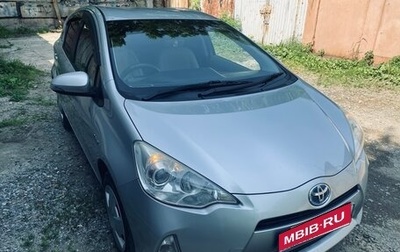 Toyota Aqua I, 2014 год, 760 000 рублей, 1 фотография