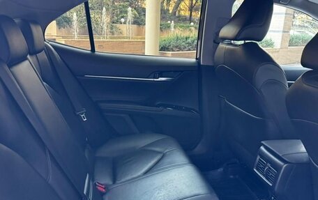 Toyota Camry, 2018 год, 2 200 000 рублей, 11 фотография