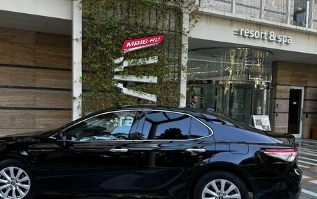 Toyota Camry, 2018 год, 2 200 000 рублей, 4 фотография