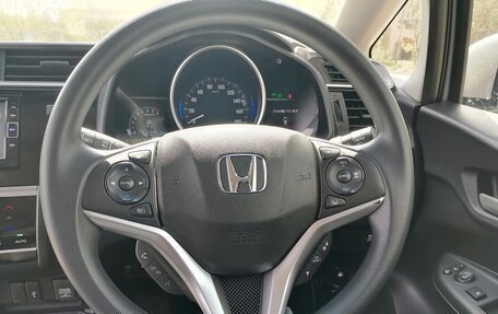 Honda Fit III, 2019 год, 1 390 000 рублей, 2 фотография