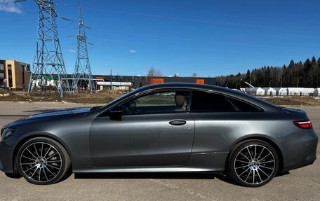 Mercedes-Benz E-Класс, 2018 год, 4 000 000 рублей, 5 фотография