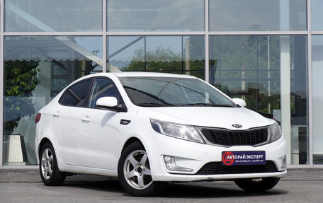 KIA Rio III рестайлинг, 2014 год, 900 000 рублей, 3 фотография