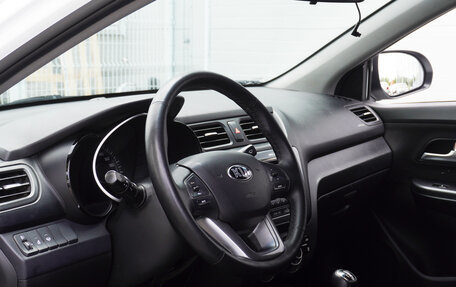 KIA Rio III рестайлинг, 2014 год, 900 000 рублей, 10 фотография