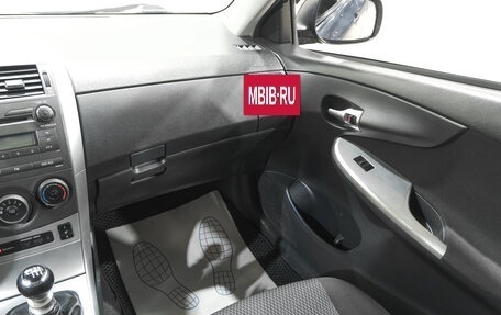 Toyota Corolla, 2011 год, 899 000 рублей, 12 фотография