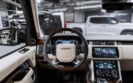 Land Rover Range Rover IV рестайлинг, 2019 год, 6 900 000 рублей, 9 фотография