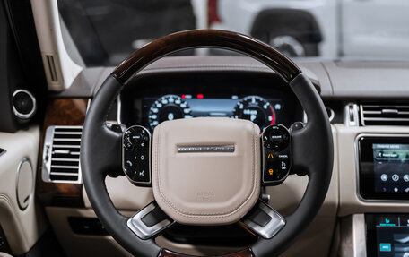Land Rover Range Rover IV рестайлинг, 2019 год, 6 900 000 рублей, 10 фотография