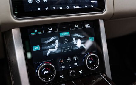 Land Rover Range Rover IV рестайлинг, 2019 год, 6 900 000 рублей, 25 фотография