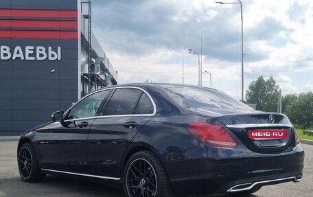 Mercedes-Benz C-Класс, 2015 год, 1 850 000 рублей, 3 фотография