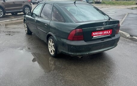 Opel Vectra B рестайлинг, 1998 год, 55 000 рублей, 3 фотография