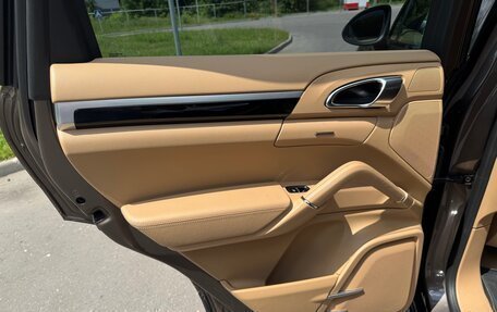 Porsche Cayenne III, 2014 год, 2 890 000 рублей, 10 фотография