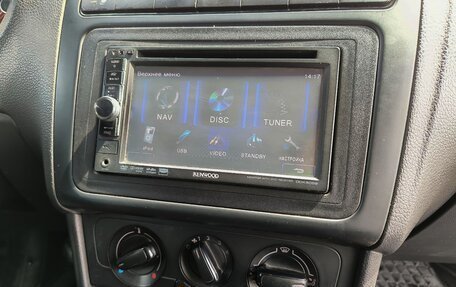 Volkswagen Polo VI (EU Market), 2011 год, 610 000 рублей, 11 фотография