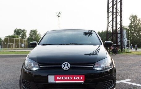 Volkswagen Polo VI (EU Market), 2011 год, 610 000 рублей, 2 фотография