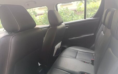 Suzuki Swift IV, 2012 год, 900 000 рублей, 20 фотография