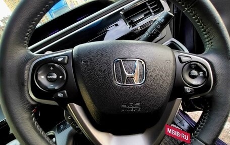 Honda Stepwgn IV, 2018 год, 2 300 000 рублей, 3 фотография
