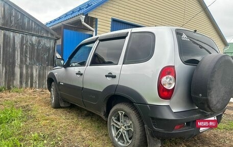 Chevrolet Niva I рестайлинг, 2019 год, 580 000 рублей, 2 фотография