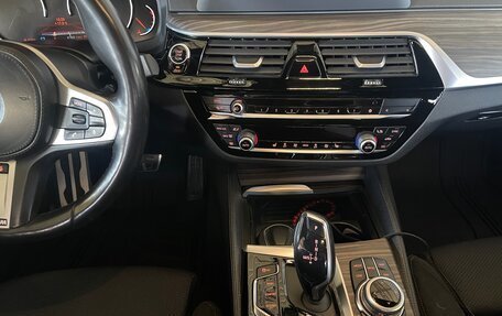 BMW 5 серия, 2017 год, 2 780 000 рублей, 13 фотография