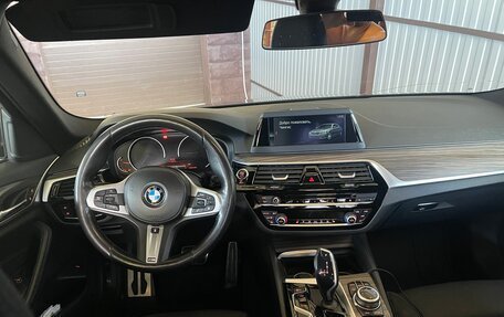 BMW 5 серия, 2017 год, 2 780 000 рублей, 14 фотография
