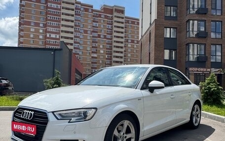 Audi A3, 2019 год, 2 500 000 рублей, 5 фотография