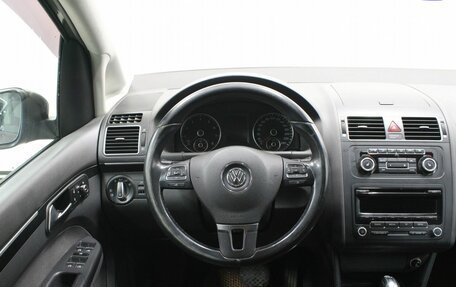 Volkswagen Touran III, 2011 год, 899 900 рублей, 10 фотография
