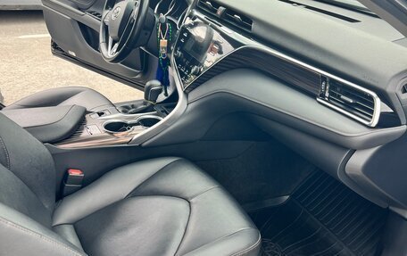 Toyota Camry, 2020 год, 3 100 000 рублей, 16 фотография