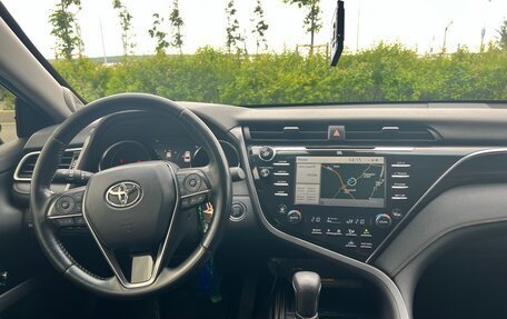 Toyota Camry, 2020 год, 3 100 000 рублей, 26 фотография