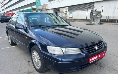 Toyota Camry, 1999 год, 400 000 рублей, 1 фотография