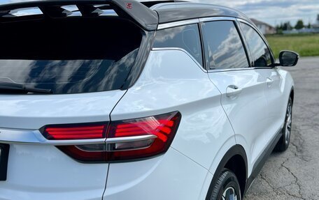 Geely Coolray I, 2022 год, 1 960 000 рублей, 12 фотография