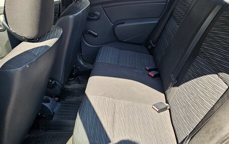 Renault Logan I, 2011 год, 300 000 рублей, 14 фотография