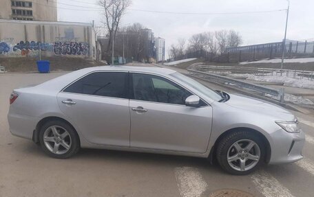 Toyota Camry, 2015 год, 2 200 000 рублей, 10 фотография
