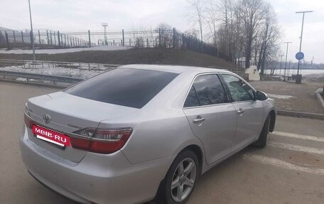 Toyota Camry, 2015 год, 2 200 000 рублей, 5 фотография