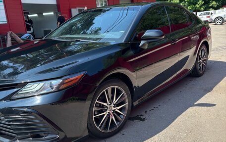 Toyota Camry, 2018 год, 2 300 000 рублей, 3 фотография
