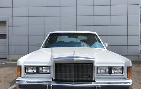 Lincoln Town Car II, 1989 год, 5 000 000 рублей, 2 фотография